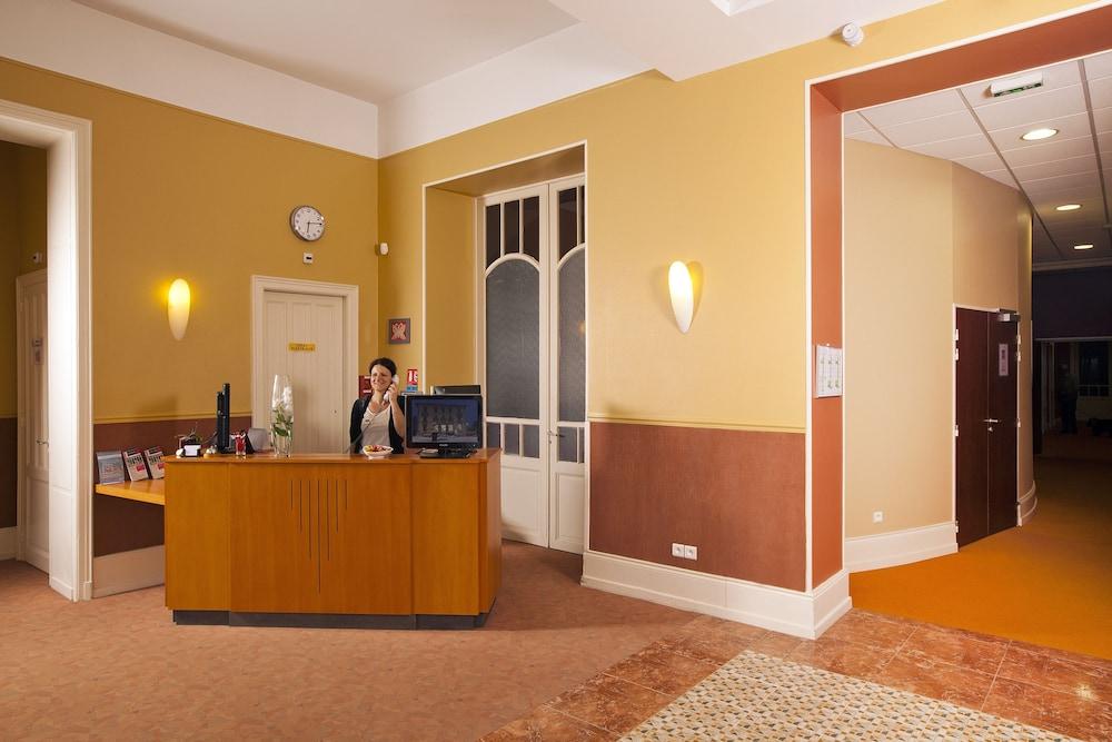 Hotels&Résidences - Les Thermes Luxeuil-les-Bains Esterno foto