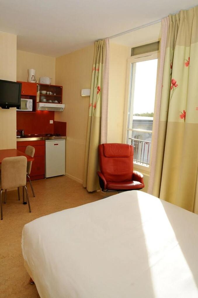 Hotels&Résidences - Les Thermes Luxeuil-les-Bains Esterno foto