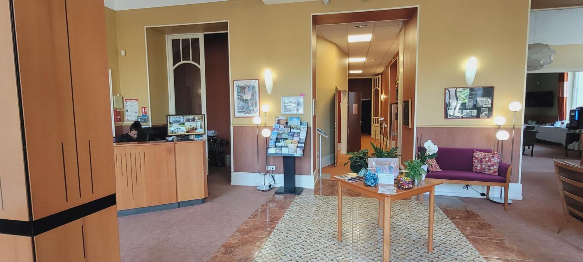Hotels&Résidences - Les Thermes Luxeuil-les-Bains Esterno foto