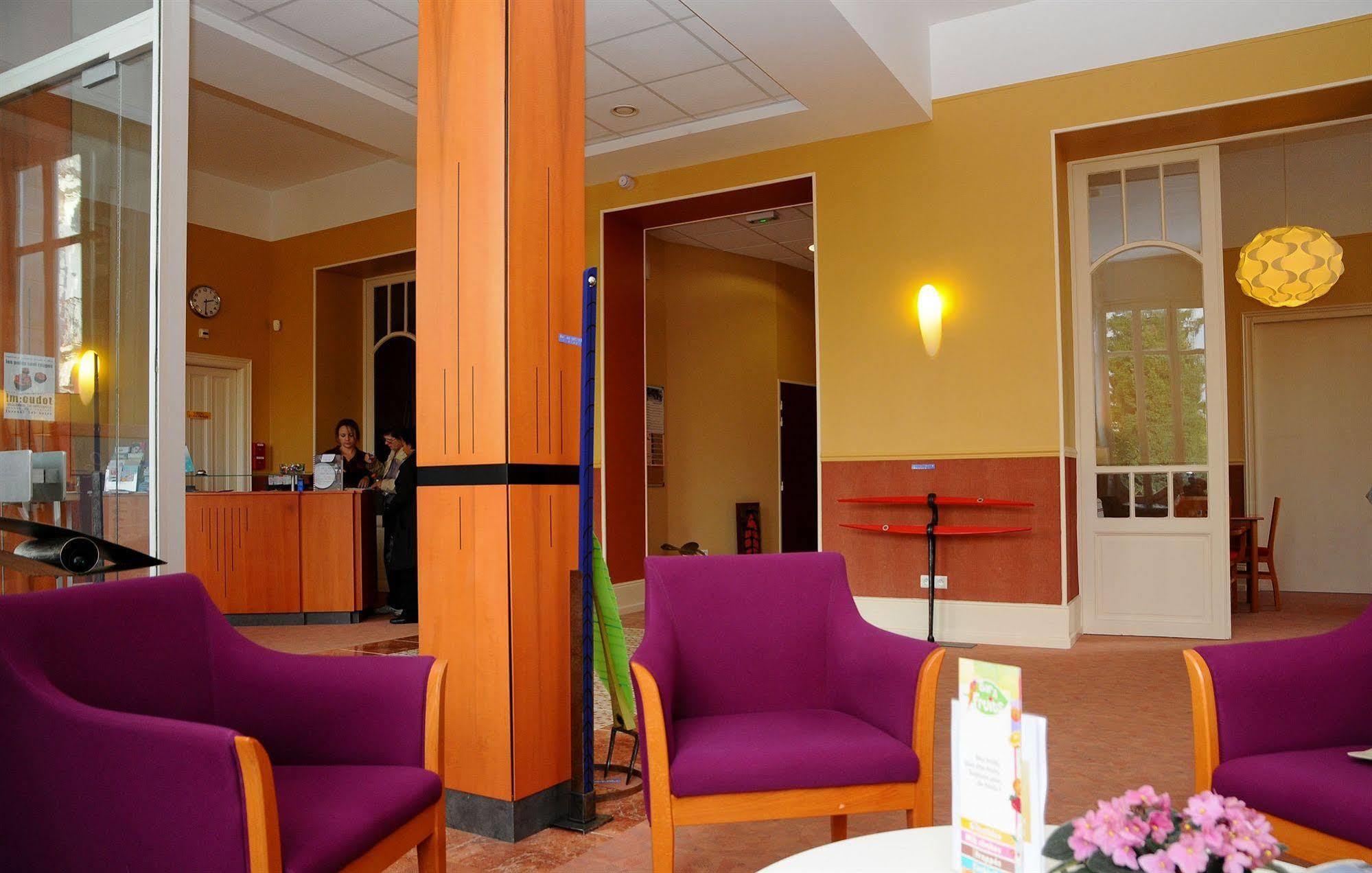 Hotels&Résidences - Les Thermes Luxeuil-les-Bains Esterno foto